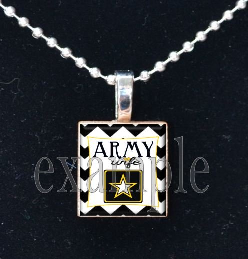 ARMY WIFE »-(¯`v´¯)-» MILITARY Scrabble Tile Pendant Necklace Charm or Keychain