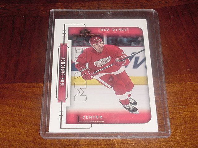 Igor Larionov Upper Deck MVP card