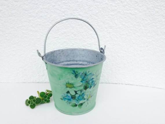 Free Shipping!! Mini Succulent Planter / Vintage Floral Planter in Mint green