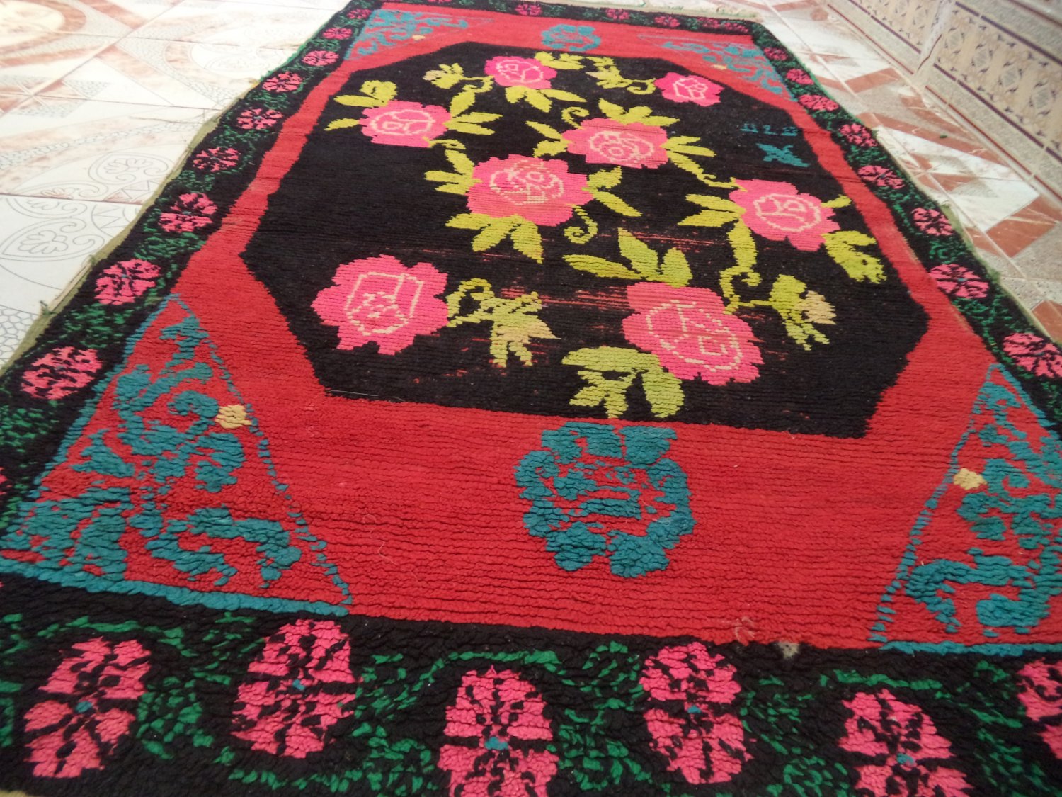 Antique rug Hand made Nomads algeria 19th