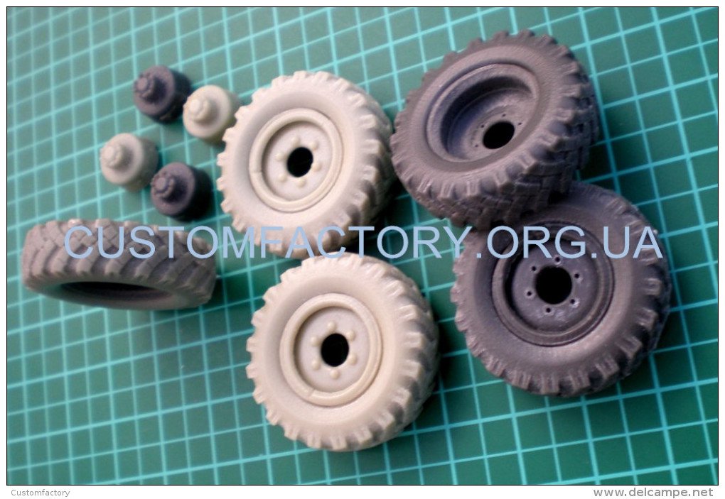 1/35 Customfactory Wheels for BTR-40