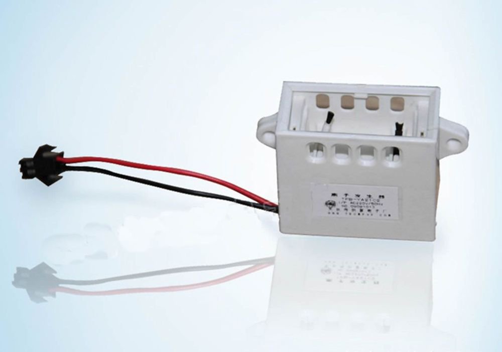White Positive and Negative Ion Generator to Taste Fresh Fridge 220V