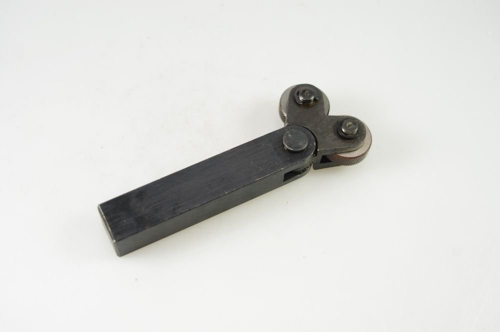 Diagonal 1.0mm Pitch 8mm(ID)*28mm(OD)*8mm(H) Wheel Knurling Linear Knurl Tool