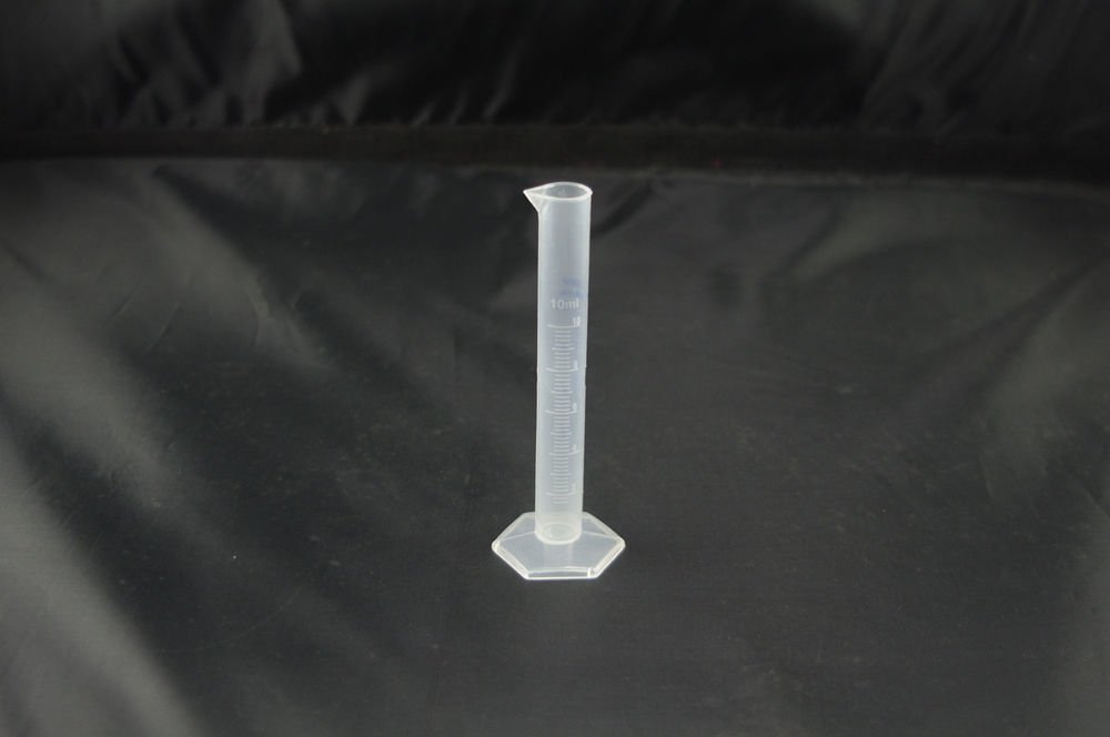 lot10 Graduated Cylinder Plastic 10ml Hex Base white scale