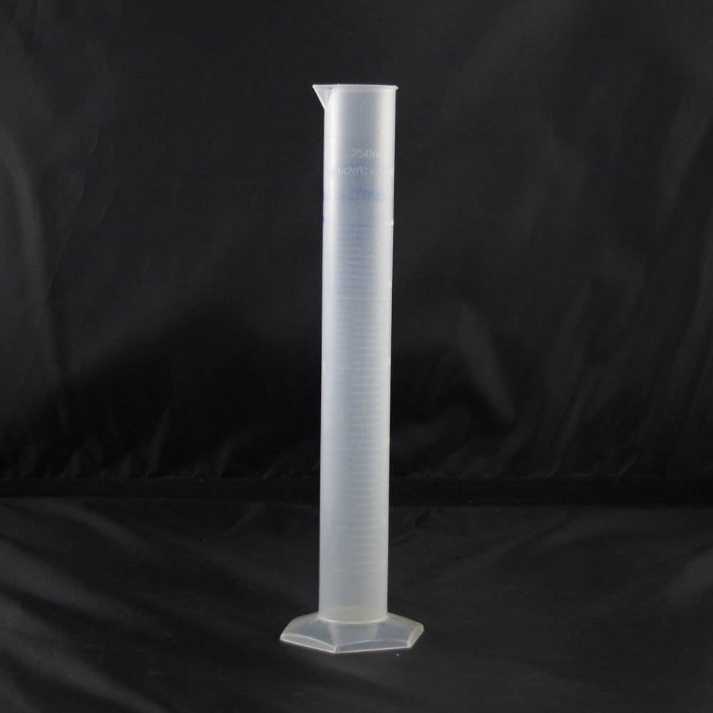 lot8 Graduated Cylinder Plastic 250ml Hex Base white&blue scale