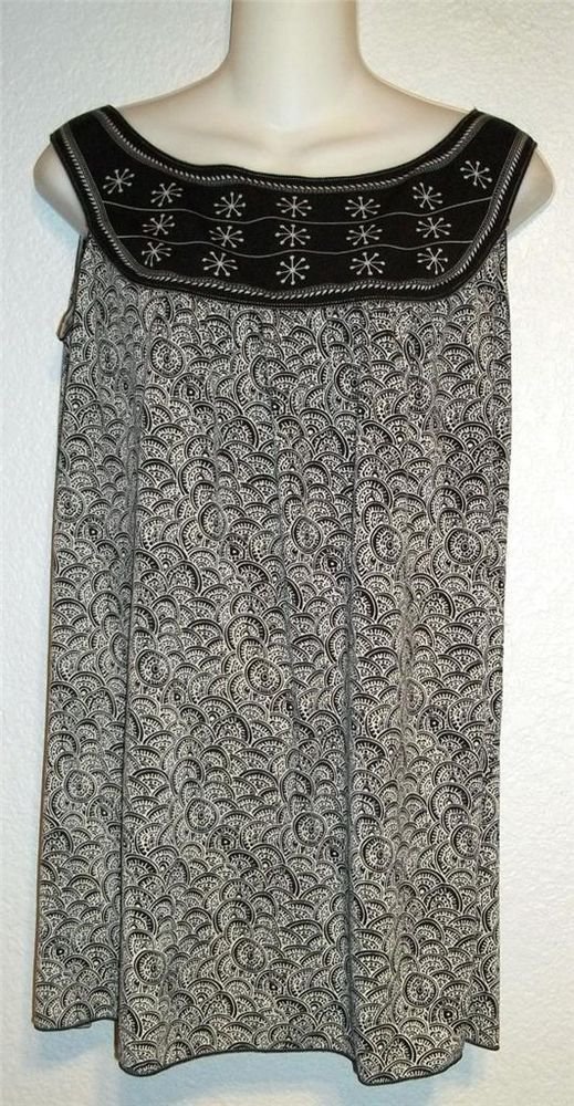 Max Edition Black White Sleeveless Boat Neck Stretchy Blouse Tunic Top Small 4 6