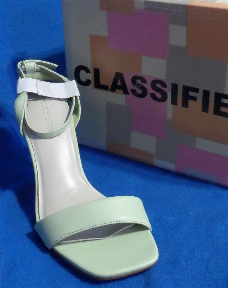 NEW Classified Shoes Laugh Size 6 Medium B 3-1/2" Heel Pale Mint Green Sandal