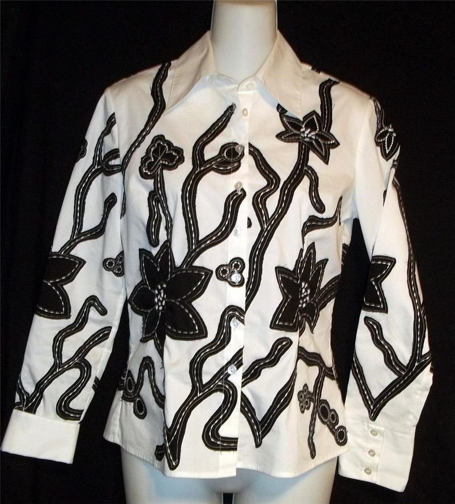D & Y Small 4 6 White Black Appliqued Embroidered Floral LS Blouse Shirt