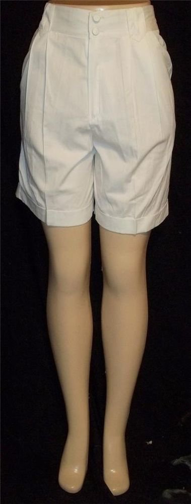 P4 Small PS Petite Sophisticate White Knee Length Golf Walking Shorts Cuffs