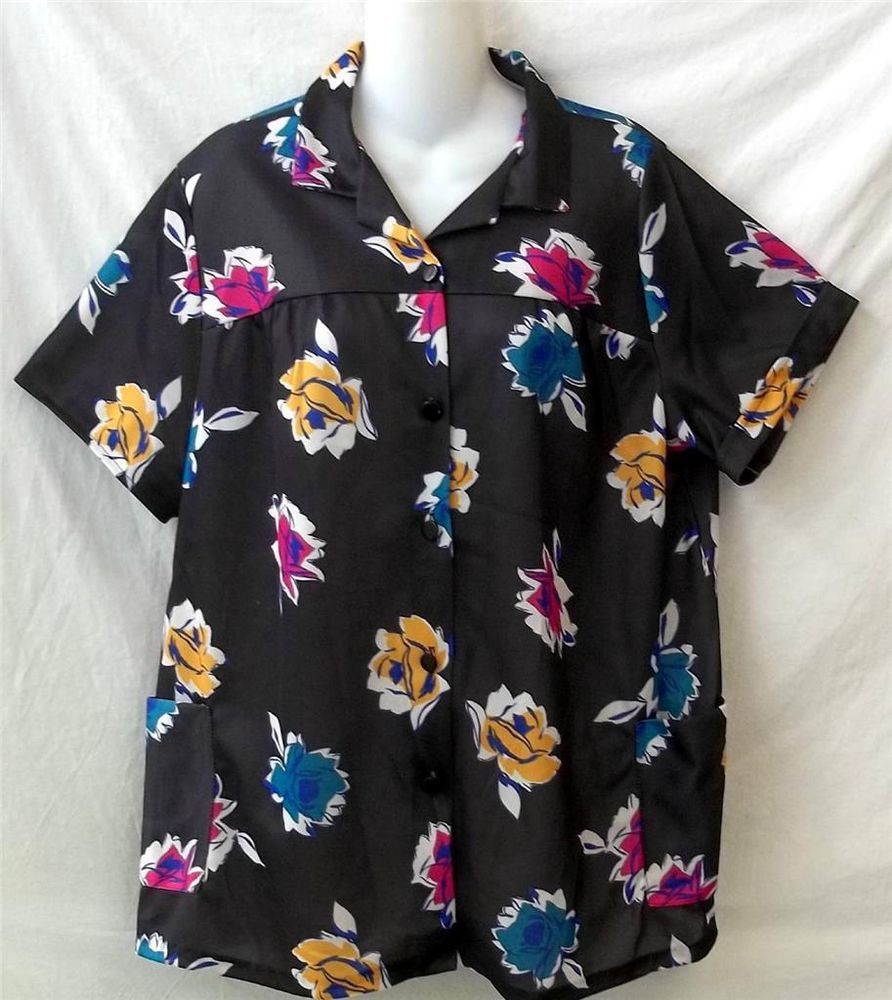 K 10 Small 4 6 Vintage Black Blue White Pink Gold Floral Button Front SS Blouse