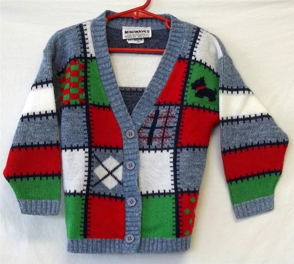 Miniwaves Girl's Medium Argyle-style Long Sleeved Button Front V Neck Sweater