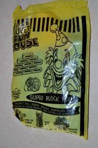 Super Block House New Unopened 2001 Pizza Hut Play Stuff 3+