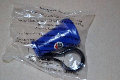 Backpack Clip-on Kaleidescope New Unopened 2000 Pizza Hut 3+