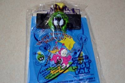 Marvin The Martian 50th Birthday Clipboard Subway Kids Pack New Unopened 2002
