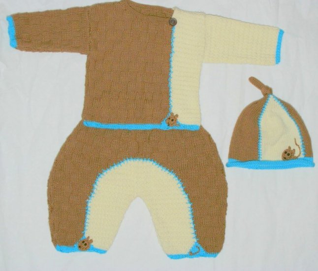 Beautyful hand made baby 3 piece set