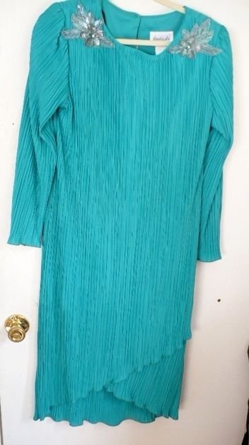 Jordan Ari BLUE/GREEN TIERED Dress - Size 10 Solid Color