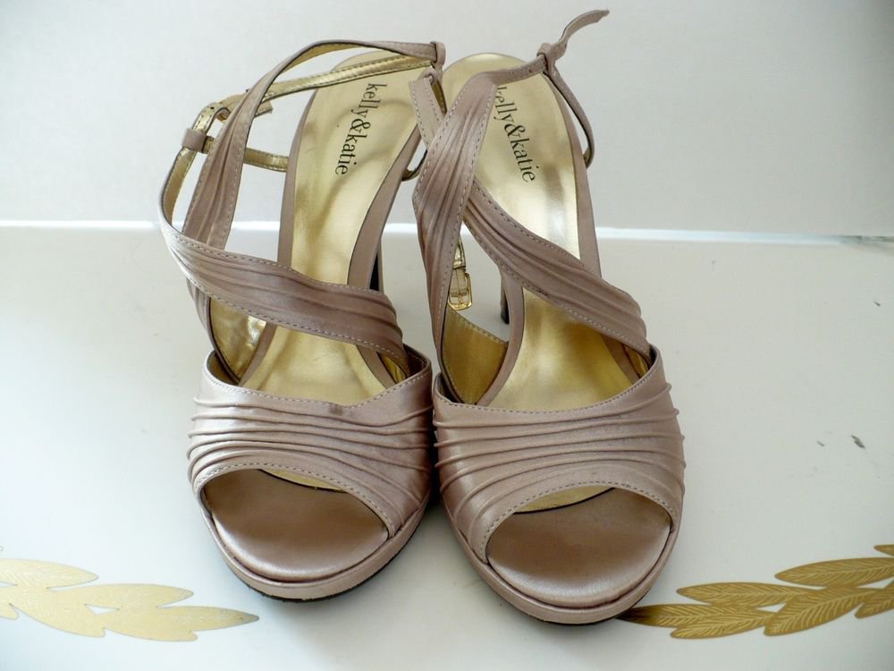 Kelly & Katie Sandals Size 8.5 Wide Ankle Strap Beige