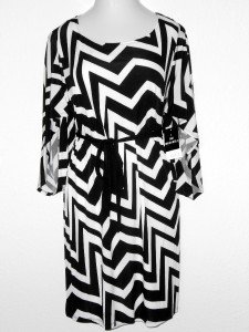 Sandra Darren Dress Size 20W Black White Zigzag Stripe Print Belt Kimono NWT