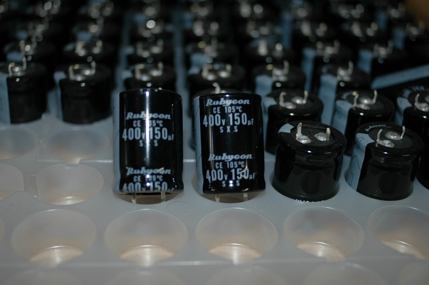 150uF 400V Rubycon SXS 105deg. C 6pcs. capacitors
