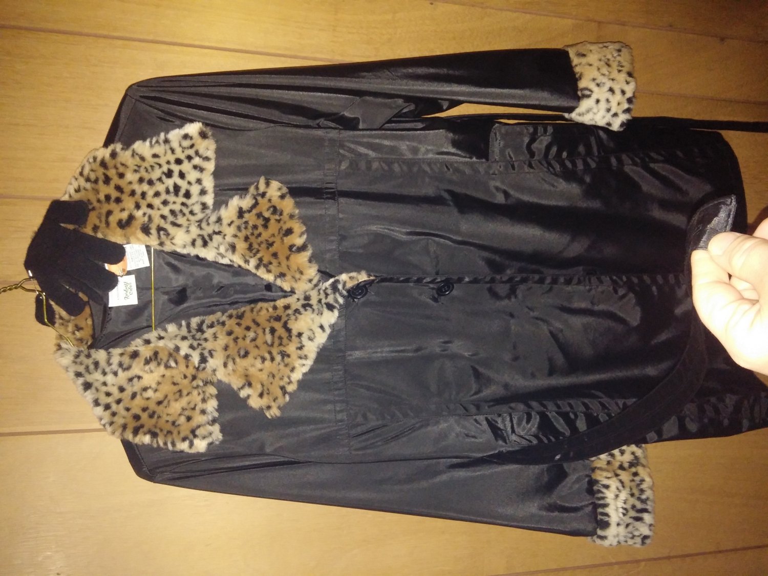 New Rainforest Cafe Rain Coat...Wemons sz. XL