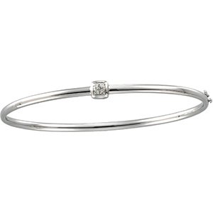 14kt White Gold Square Diamond Fashion Bangle Bracelet