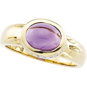 14kt Yellow Gold Amethyst & Diamond Ring