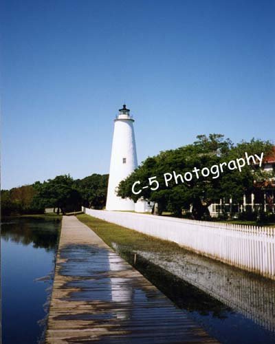 Ocracoke Lighthouse (Ocracoke 001) - 8 x 10 Matted Photograph