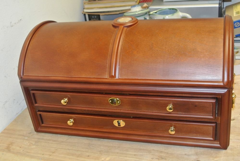 New THE DANBURY MINT US State Quarter Treasure Chest Storage Box, No Coins