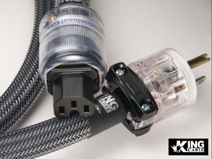 6N OFC copper powercord.