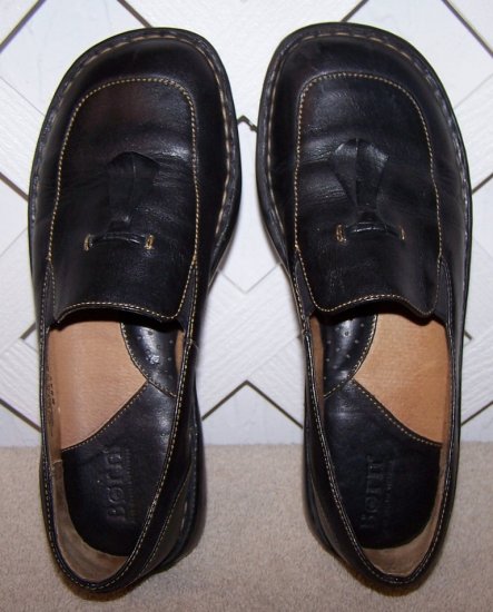 Women’s Born Black Leather Shoes Size 7 Like New