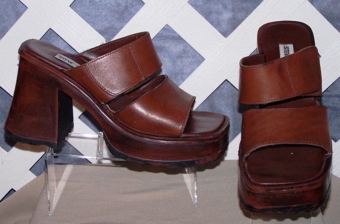 Womens Steve Madden Leather Sandals Shoes 9