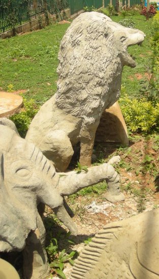 Lion Concrete sculpture