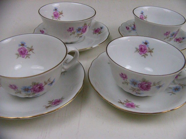 LOT 4 VERBANO DEMITASSE TEA CUPS & SAUCERS 'INDUSTRIA ARGENTINA' FLORAL CHINA