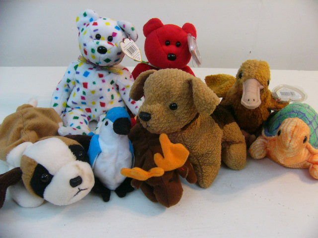 Lot of 8 Ty 3rd gen Beanie Babies including RARE OSITO & TY2K BEARS, CHOC MOOSE