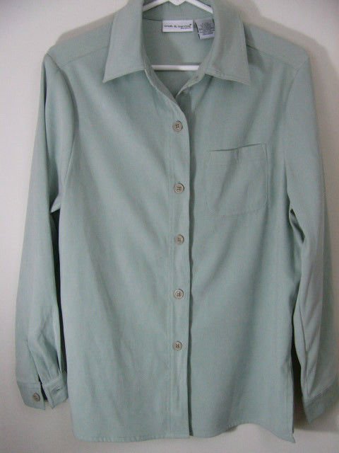 NWT CROFT & BARROW STRETCH SAGE GREEN BLOUSE SHIRT SIZE SMALL NEW WITH TAGS $30