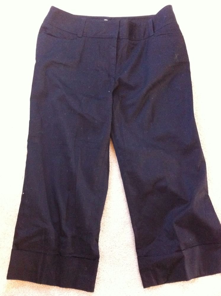WHITE HOUSE BLACK MARKET CAPRIS CROPPED BLACK PANTS SIZE 6