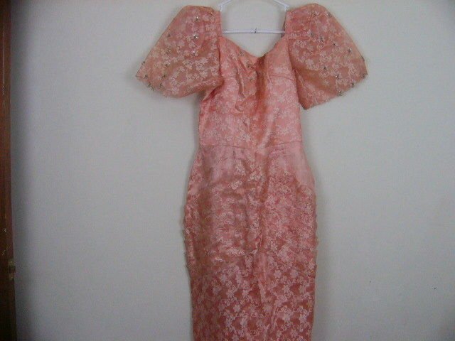 AUTHENTIC MESTIZA FILIPINO TRADITIONAL DRESS. Never worn. 1960's
