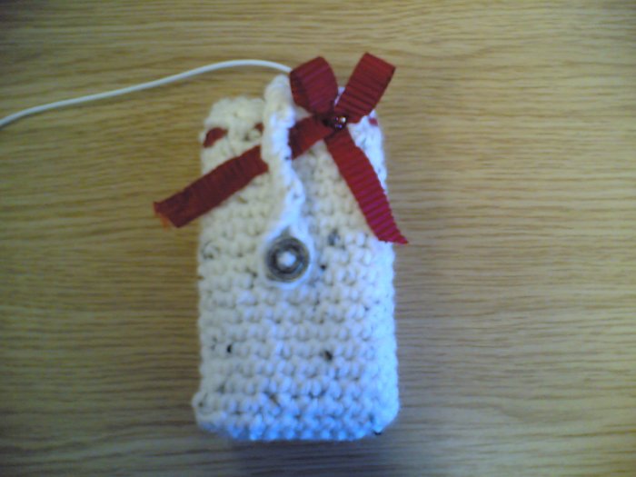 Ribbon Mini Case (cream, red ribbon)