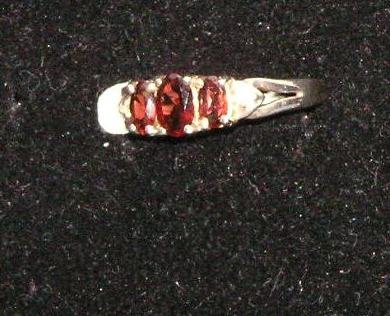 Garnet and diamond ring
