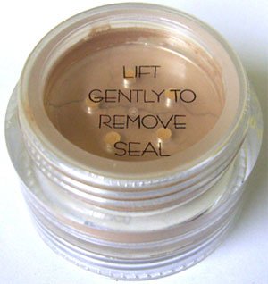 Matte Beige All Purpose Mineral Powder Sample