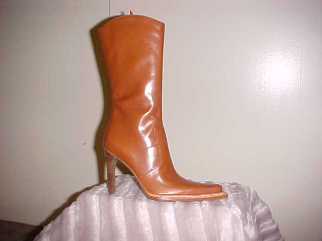 BCBG COGNAC LEATHER BOOT