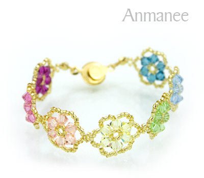 Handcrafted Swarovski Crystal Bracelet - Pellet Queen 010246