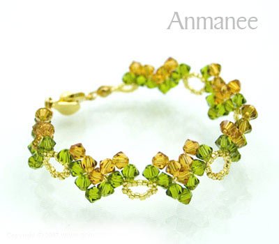 Handcrafted Swarovski Crystal Bracelet - Classic V 01027