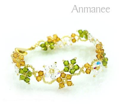 Handcrafted Swarovski Crystal Bracelet - Crawling Star 010213