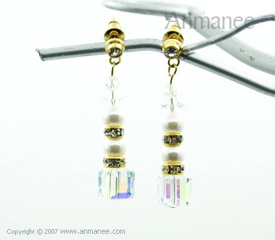 Handcrafted Swarovski Crystal Earrings 01039