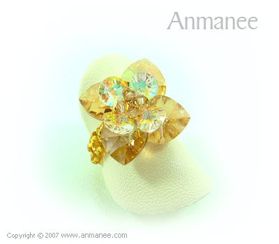Handcrafted Swarovski Crystal Ring - Pikul 010456