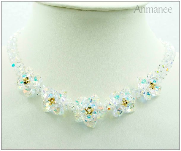 Handcrafted Swarovski Crystal Necklace - Pikul 010111