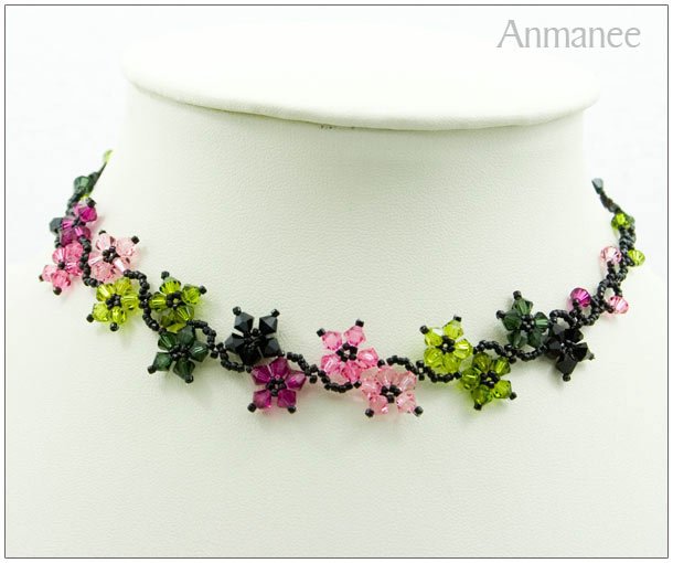 Handcrafted Swarovski Crystal Necklace Crawling Star Front 010121