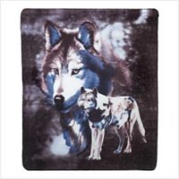 3934500: Wildlife Wolves Fleece Blanket