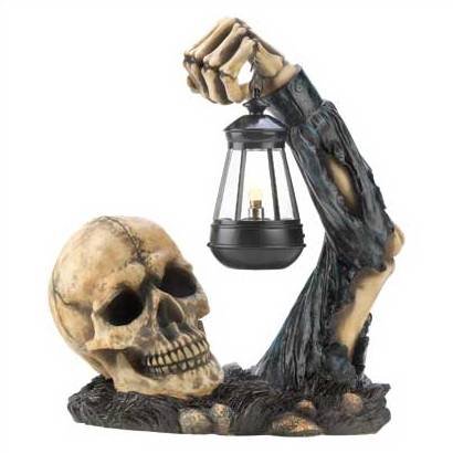 1261200: Sinister Ghostly Skull With Lantern